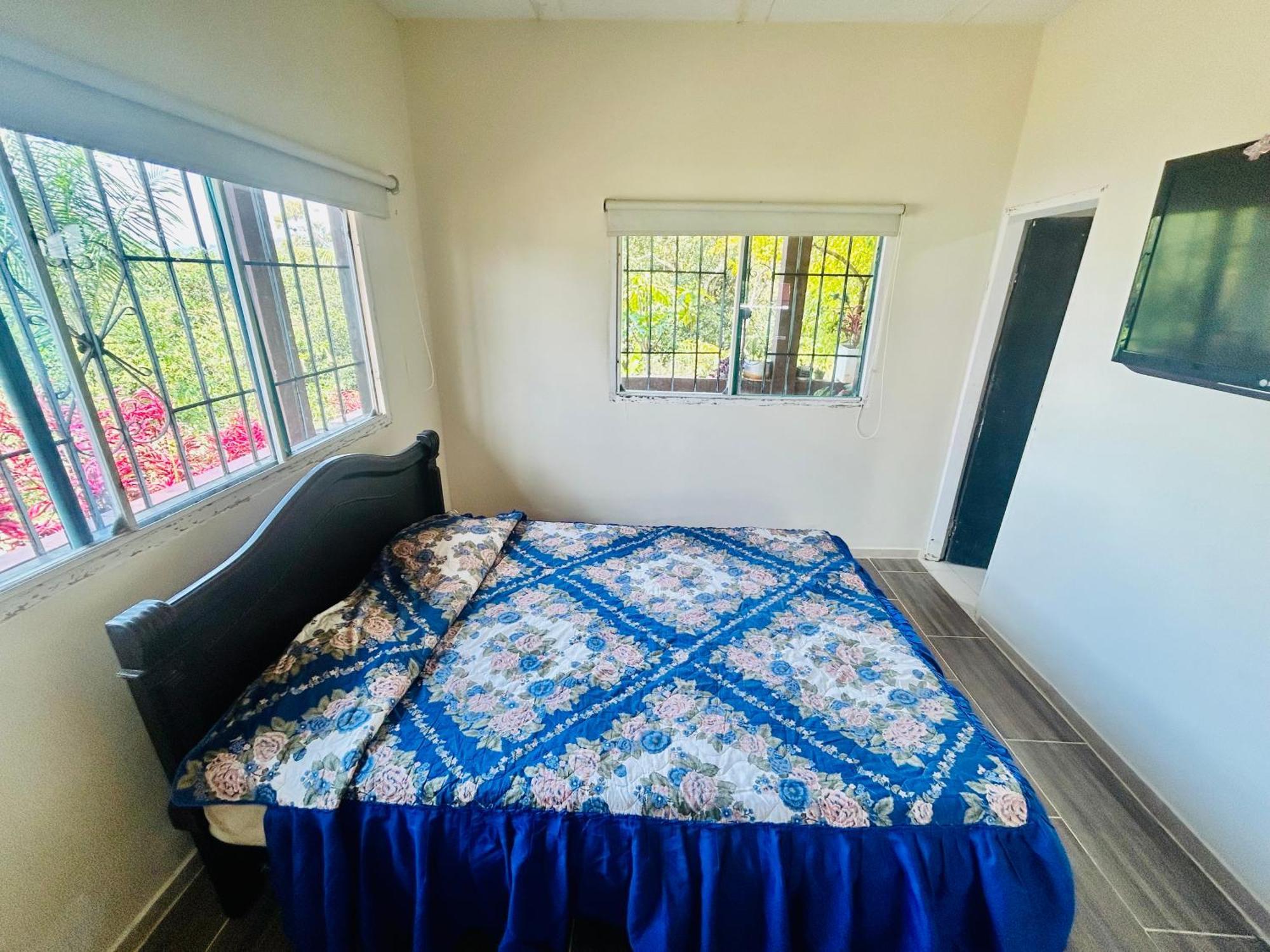 מוניקירה Casa Los Naranjales מראה חיצוני תמונה